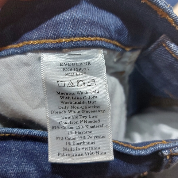 Everlane Mid-rise Skinny Ankle Jean - Picture 6 of 12